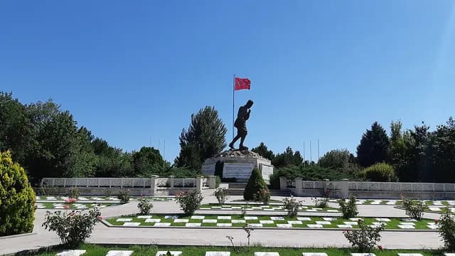 Мемориальное кладбище Великого наступления