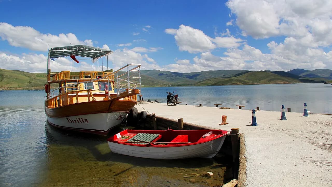 Demirözü Baraj Gölü