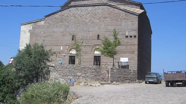 Hüdavendigar-Moschee in Behramkale