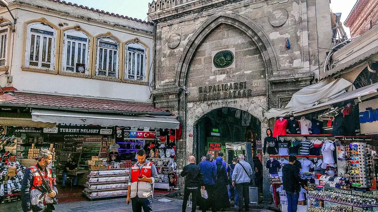 Kapalıçarşı (Grand Bazaar)