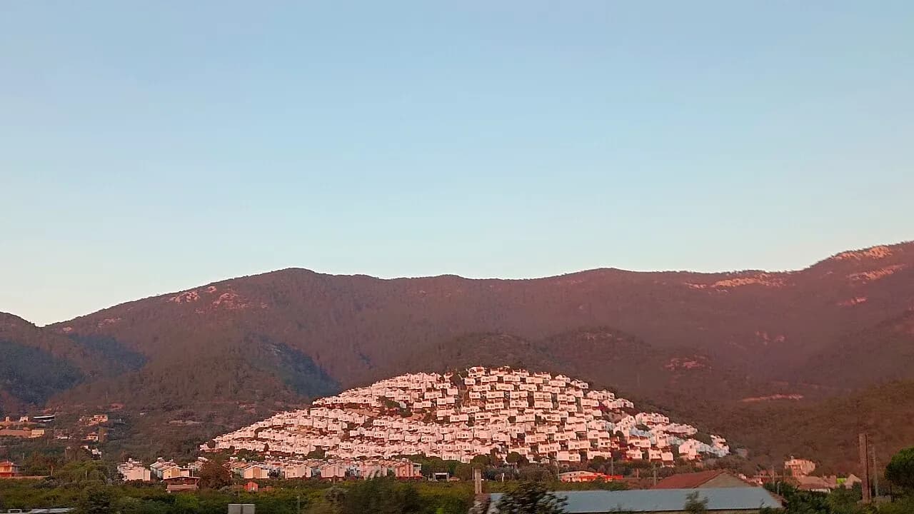 Gümüldür Coast