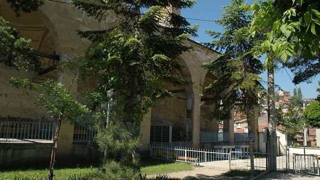 İsmail-Bey-Külliye