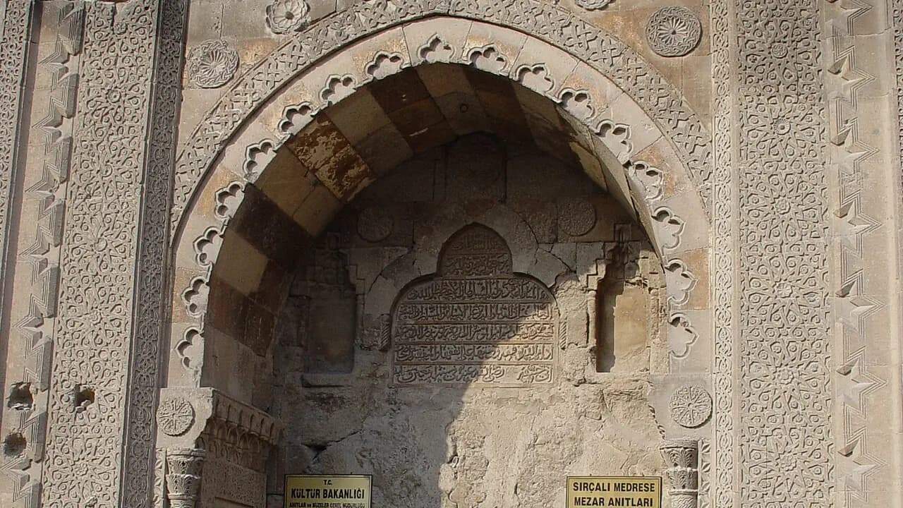 Sırçalı Medrese