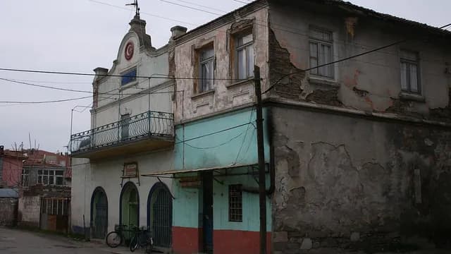 Баня Саса-бея (Городская баня)