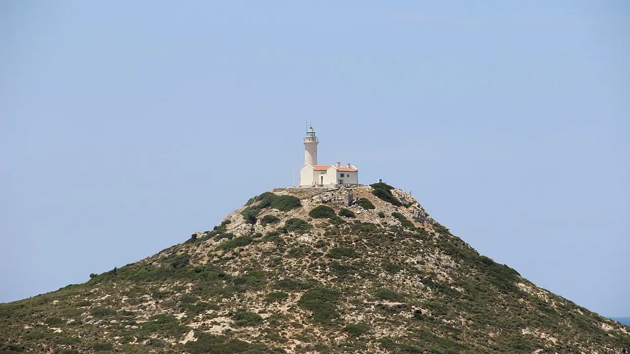 Deveboynu Lighthouse