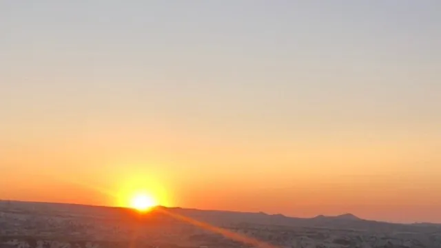 وادي قيزيل تشوكور (الوادي الأحمر)