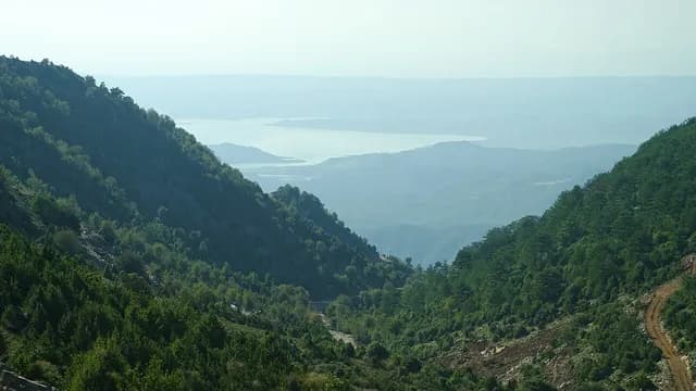 بحيرة سد أصلان طاش