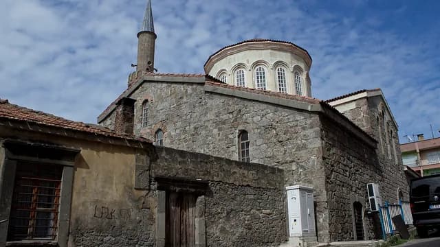 Yeni Cuma Mosque