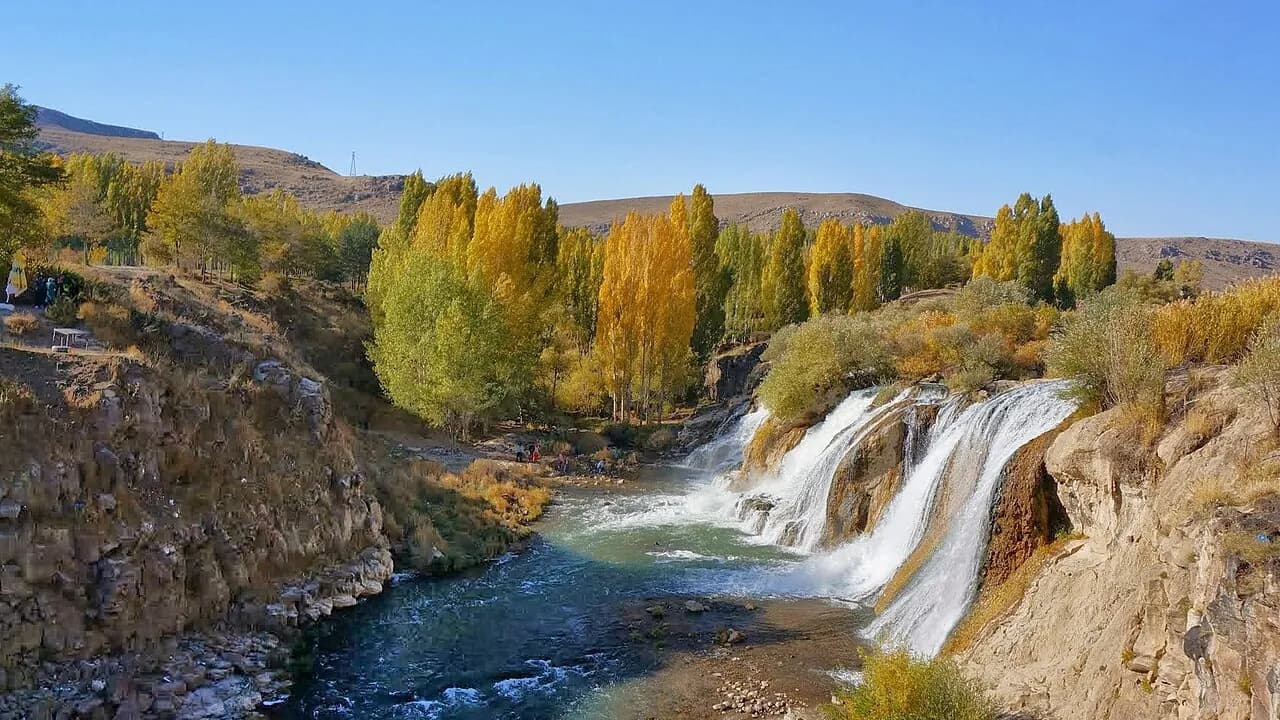 شلال مرادية