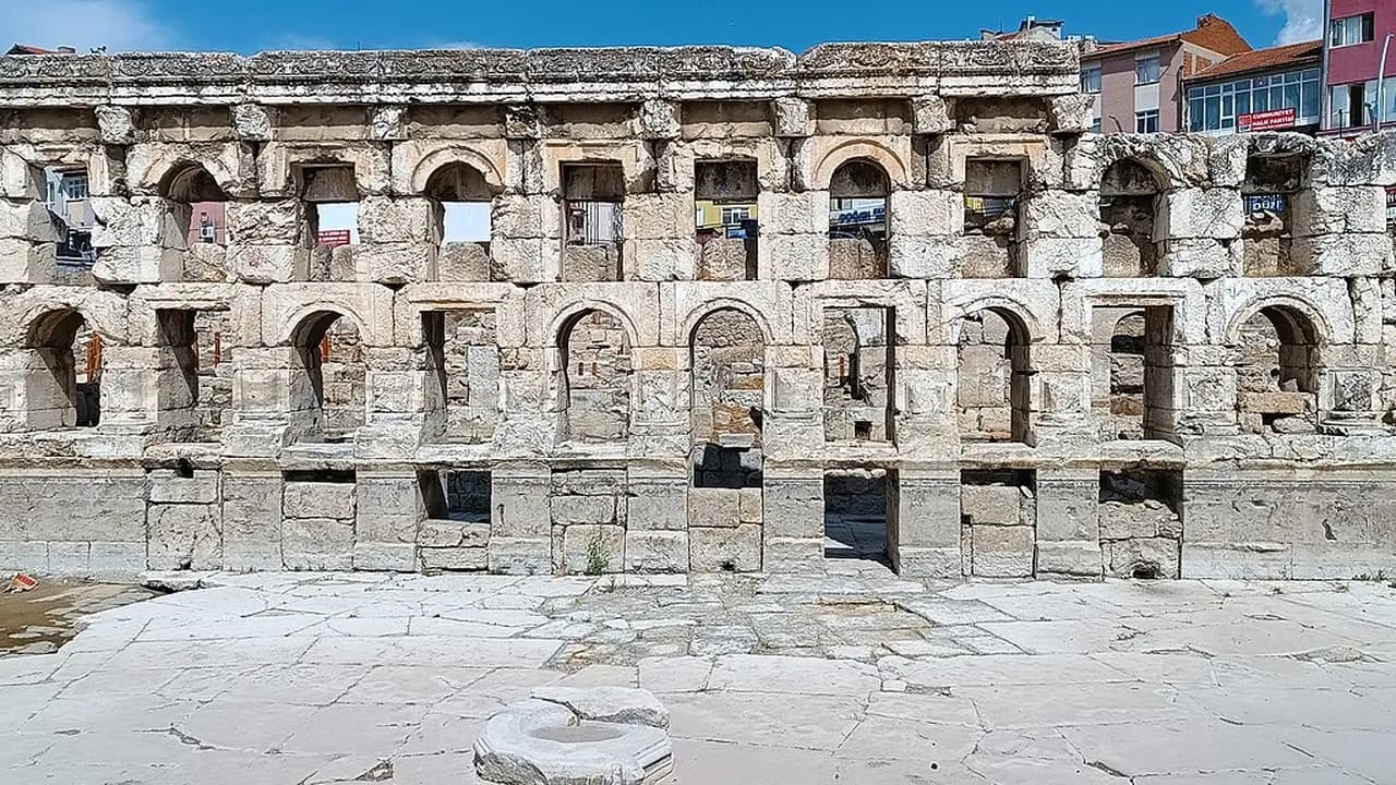 Basilica Therma (Kral Kızı Hamamı)